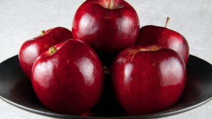 Яблоки могут помочь от боли при гастрите