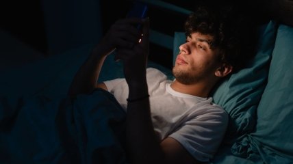 Використання телефону перед сном