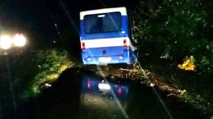 Масштабное ДТП в Ровенской области: пострадали 11 человек, водитель погиб