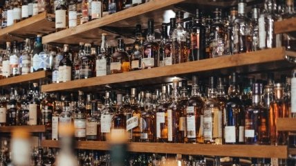 Влияние карантина: Как латвийцы изменили свои алкогольные предпочтения