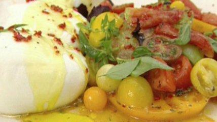 Салат из помидоров