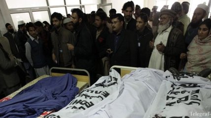Террористы захватили 500 заложников в Пакистане: погибли дети
