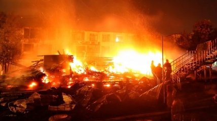 В Одессе сгорел корпус детского лагеря, есть пострадавшие