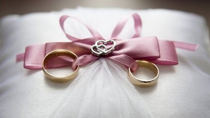В День влюбленных в Киеве парам можно будет жениться до полуночи
