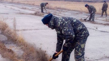 Минобороны восстанавливает военный аэропорт в Чернигове