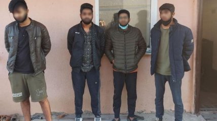 Украли посреди улицы: четверо иностранцев надругались над женщиной в Закарпатье
