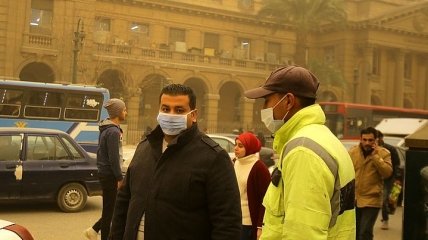 Желтый плен: Египет накрыла песчаная буря (Видео)