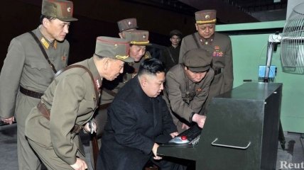 Ким Чен Ын призвал быть бдительным к провокациям противника