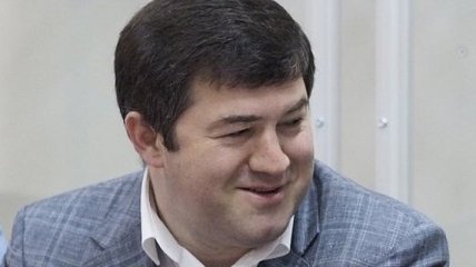 Суд арестовал 300 тысяч долларов на счету Насирова