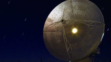 Телескоп ALMA получил снимок необычной звезды, похожей на глаз