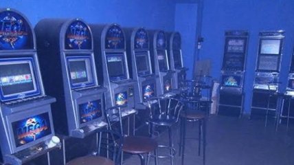 В Сумской области под видом гослотерей работали залы с игровыми автоматами
