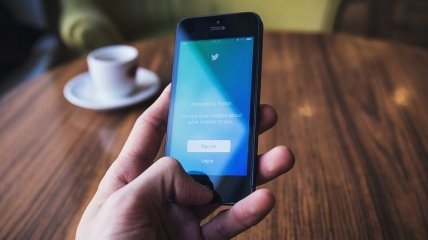 Twitter: сервис больше не будет рекламировать государственные СМИ