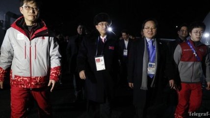 Спортсмены из КНДР прибыли на Олимпиаду в Южную Корею