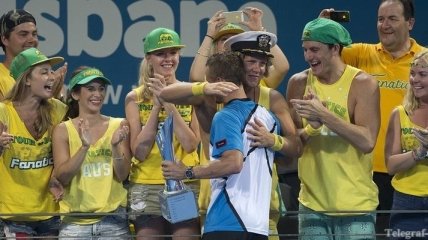 Хьюитт обыграл Федерера в финале турнира в Брисбене