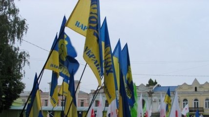 Львовские "свободовцы" отправляются в Киев на акцию протеста