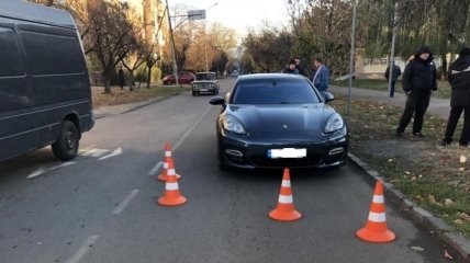 В Ужгороде водитель Porsche сбил 12-летнюю девочку-пешехода