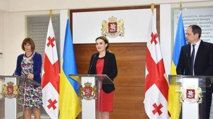 Украина и Грузия намерены усилить сотрудничество для противодействия РФ