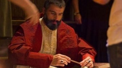 Актер сериала "Сила" Мехмет Акиф Алакур стал султаном