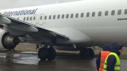 В аэропорту Львова произошло ЧП с пассажирском самолетом