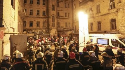Разбор завалов в доме в центре Киева продолжался всю ночь
