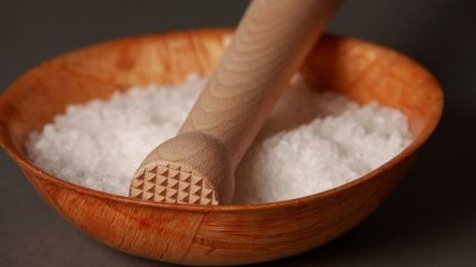 Стало известно, сколько соли нужно в день
