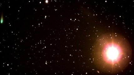 Астрономы засняли гибель кометы-самоубийцы (Видео) 