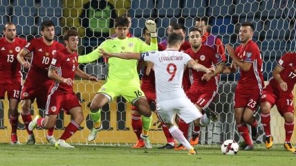 Польша разгромила Армению благодаря хет-трику Левандовски в матче отбора на ЧМ