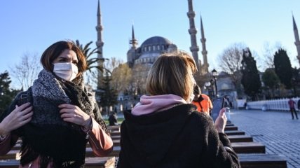 В Турции пожилым людям запретили выходить на улицу
