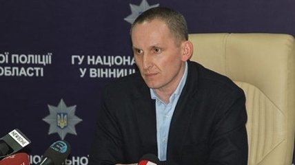 Суд вернул на должность экс-главу Винницкой полиции, который ездил на парад в оккупированный Крым