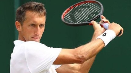 Теннис: Стаховский вышел в третий раунд турнира в Мальорке