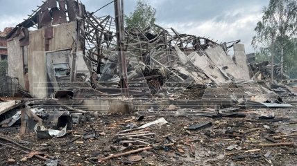 Последствия взрыва на заводе в россии