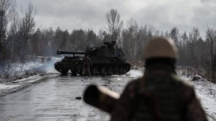 Украинские военные держат линию обороны
