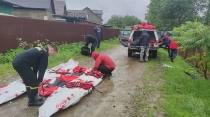 Відселили майже 200 людей з Тернопілщини через паводки