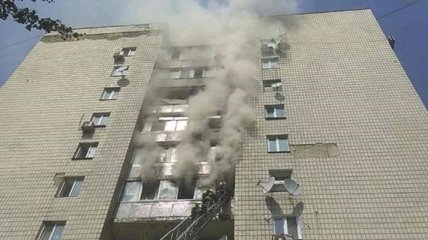 В Киеве пожар в многоэтажке: трое погибших