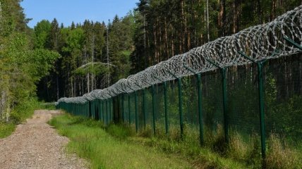 Латвія відкликає прикордонників із відпусток через Білорусь: що сталося