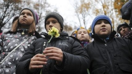 Рада запретила неплательщикам алиментов выезжать из Украины
