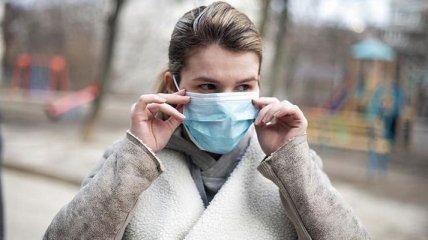 Полная свобода: Польша намерена избавить вакцинированных от коронавирусных ограничений
