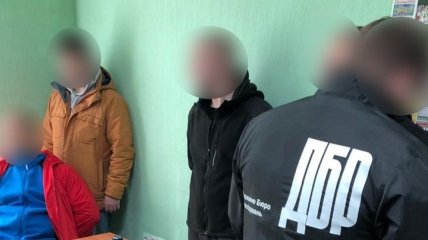 Сотрудника ГСЧС в Запорожской области задержали на взятке