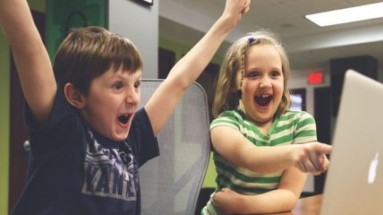 Забавные приколы с детьми, которые вмиг поднимут настроение (Видео)