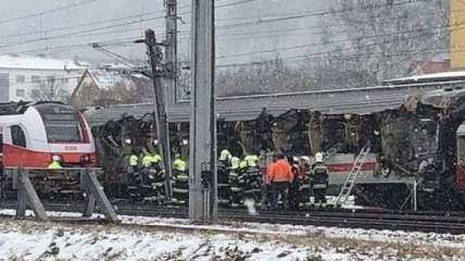 В Австрии столкнулись два пассажирских поезда: есть жертвы