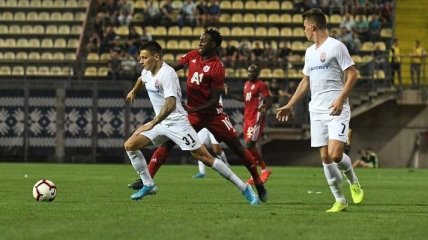 Заря побеждает ЦСКА и выходит в плей-офф Лиги Европы