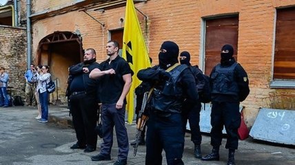 Батальон "Азов" задержал спонсора "ДНР" 