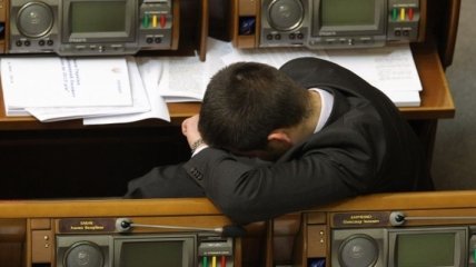 Луценко: Депутатов лишат неприкосновенности в этом году