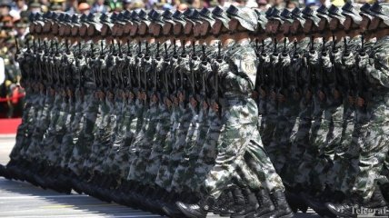 Пекин стянул войска к границе с КНДР из-за убийства брата Ким Чен Ына