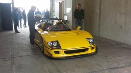 Видео с уникальным суперкаром Ferrari F40 LM Barchetta