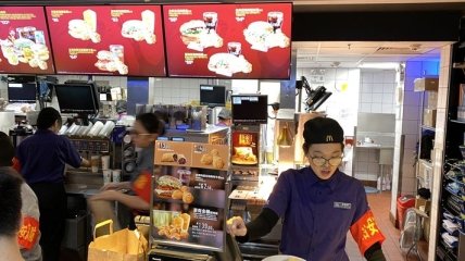 Свободная касса и не только: В пяти китайских городах закрыли McDonald’s