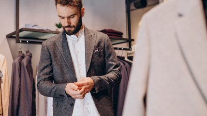 Багато піджаків підлягають лише хімічному чищенню