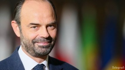 Премьер Франции объяснил, почему потратил €350 тысяч на перелет из Токио