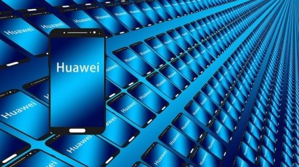 На новых смартфонах Huawei не будет Facebook