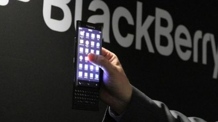 BlackBerry презентовала новый смартфон Leap и прототип слайдера